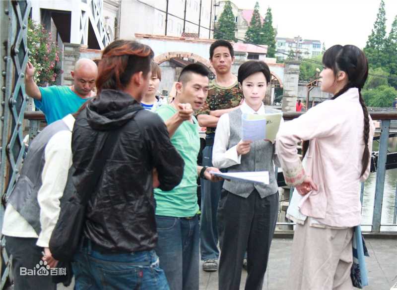 最新石筱群在《烽火佳人》饰演闵茹中的壁纸