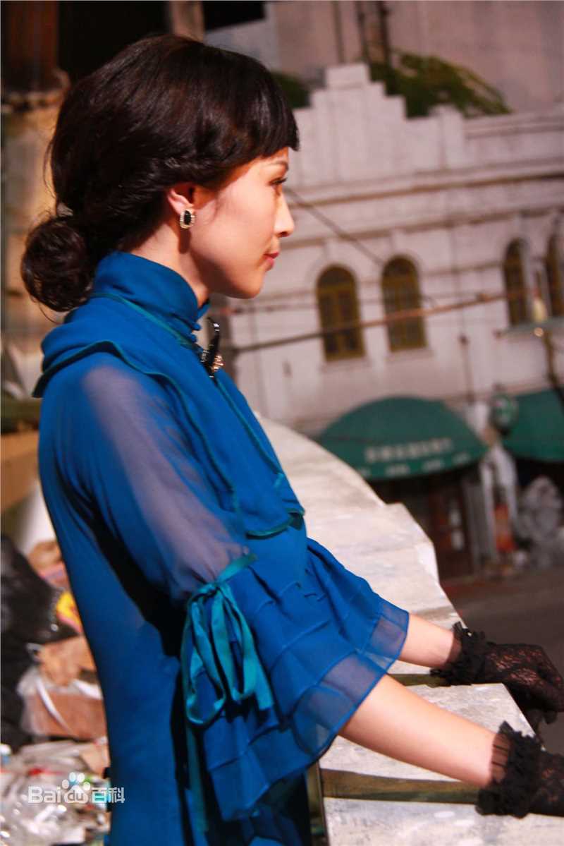 最新石筱群在《烽火佳人》饰演闵茹中的壁纸