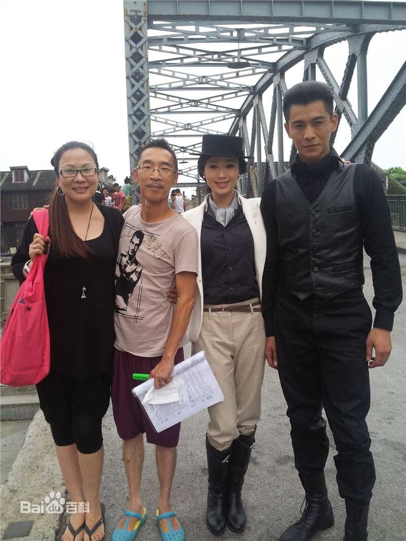 最新石筱群在《烽火佳人》饰演闵茹中的壁纸