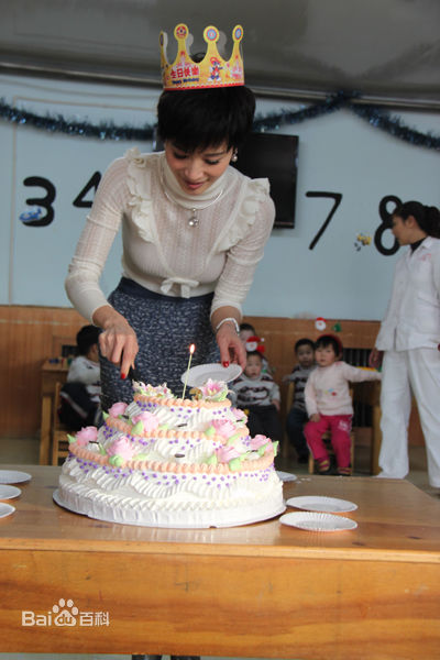 石筱群小群心灵护慰队性感图片图集