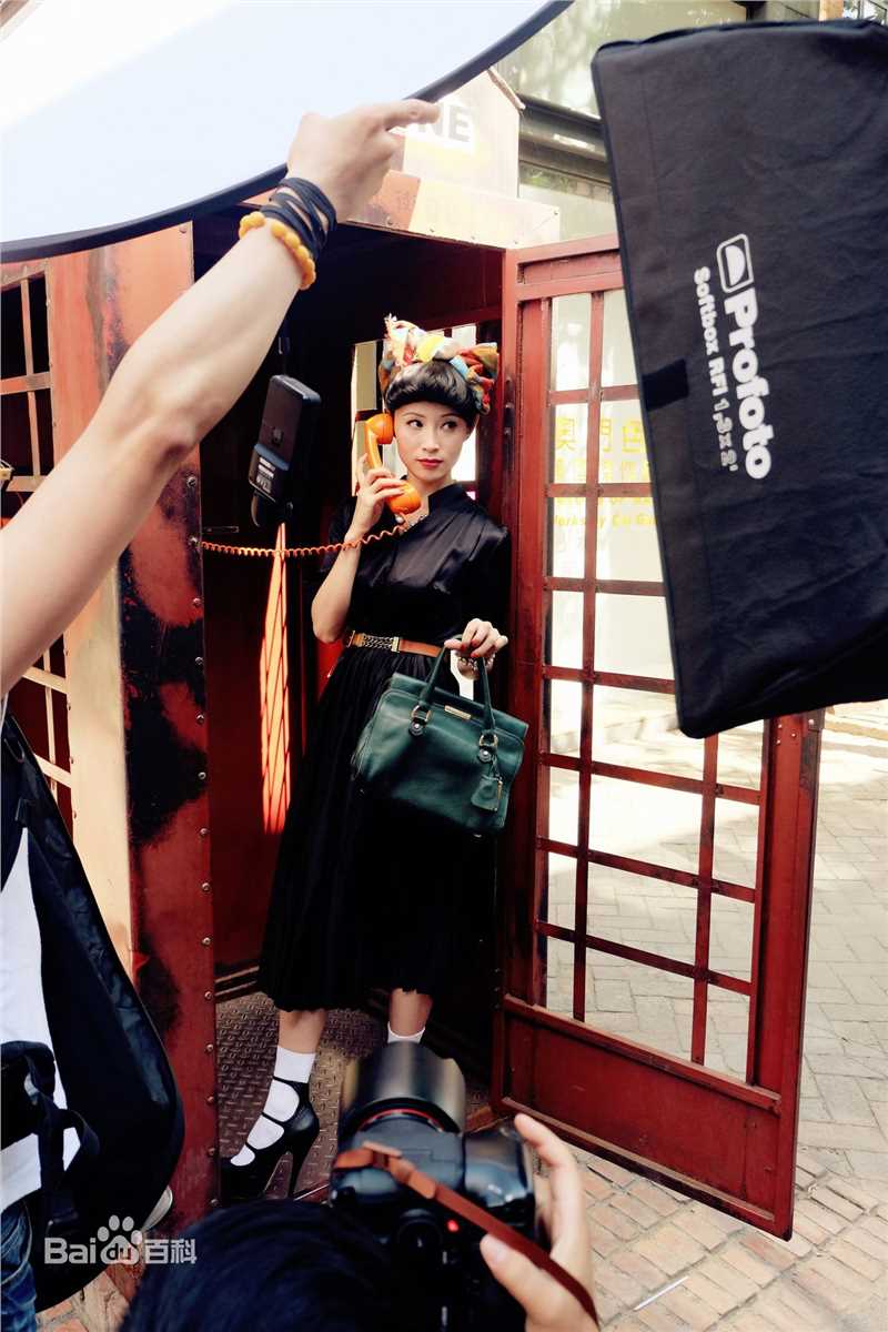 最新石筱群在《THEONE 壹号》中的壁纸