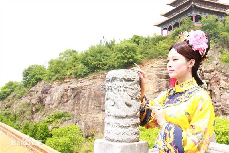 最新石筱群在《乾隆秘史》饰秋影中的壁纸