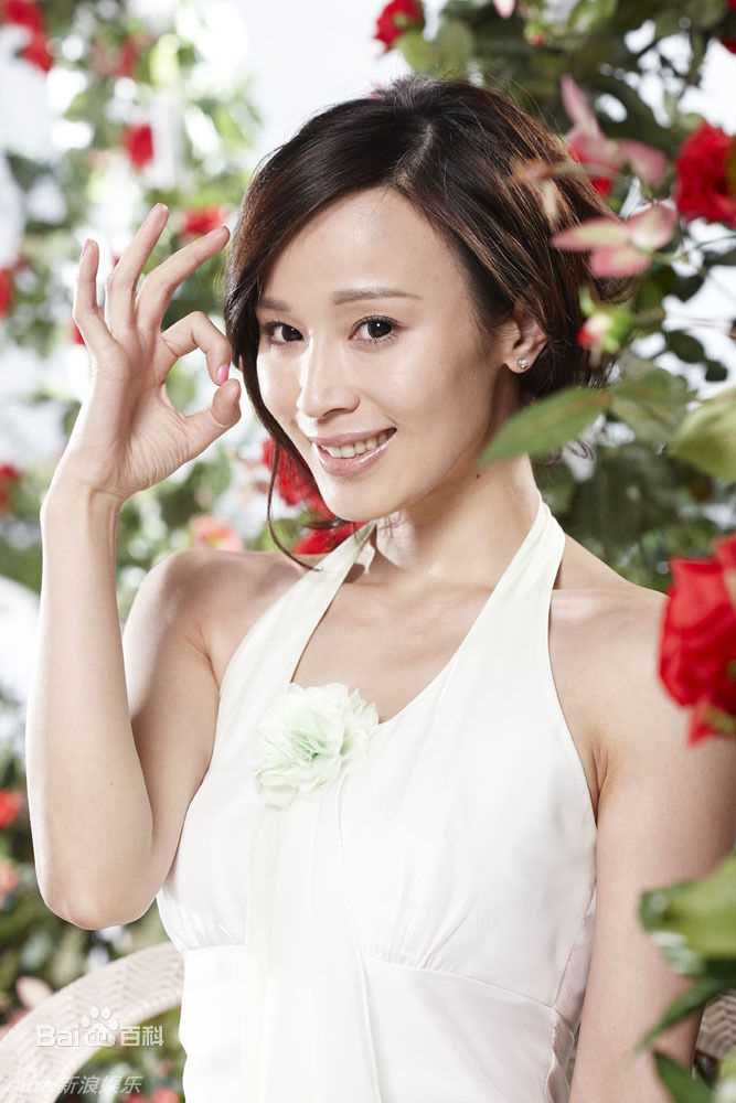 石筱群伊亿莉广告代言图片图集