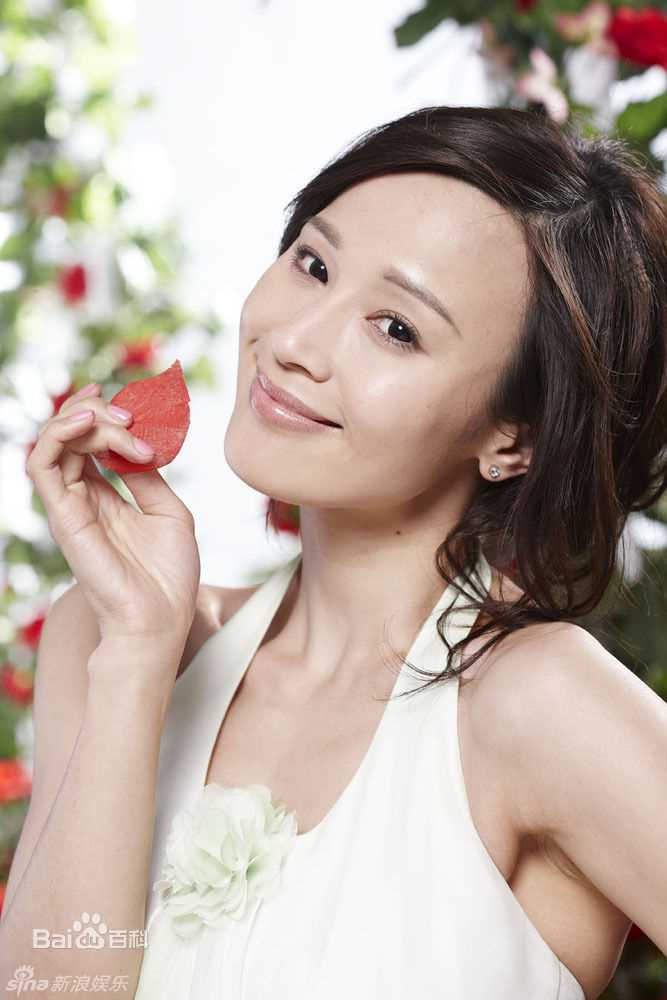 石筱群伊亿莉广告代言图片图集