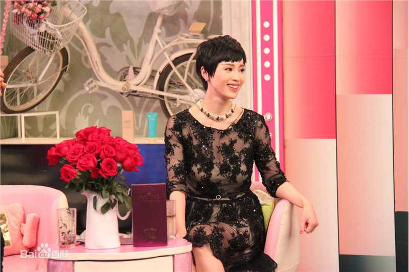 石筱群节目录制素颜照相册