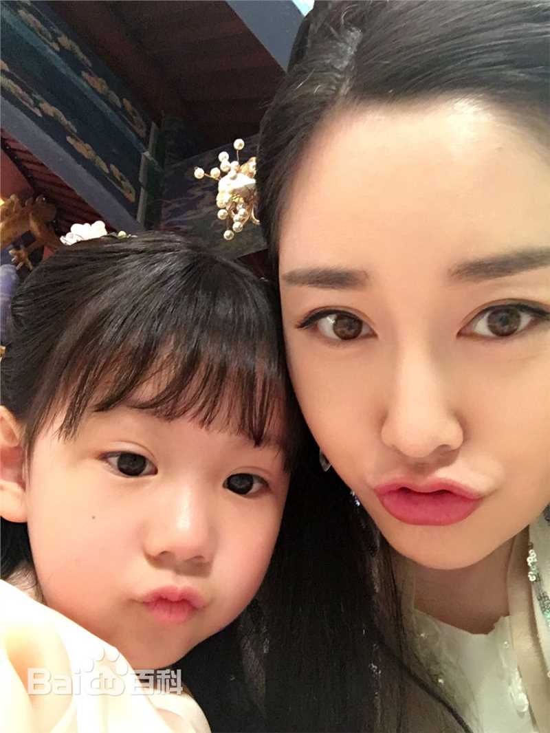 刘晓晔最新集壁纸