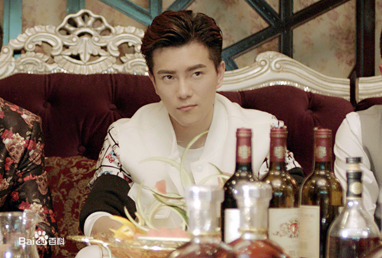 最优质罗翔在《90逅青春》南宫决中的相册