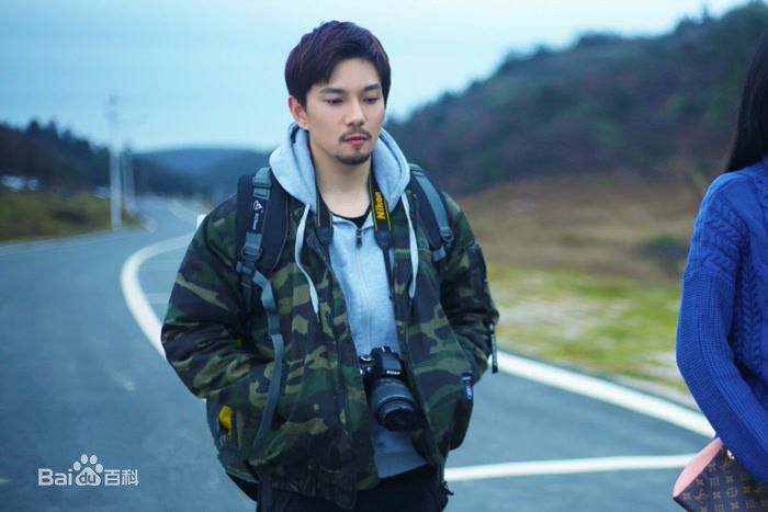 最全罗翔在《囧男进化论》郝大毅中的壁纸