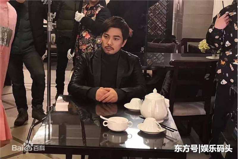 最全罗翔在《囧男进化论》郝大毅中的壁纸