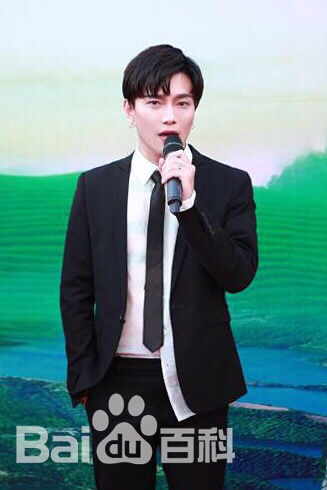 最新罗翔在七月半2》蒋雨辰《七月半3》陆一白中的图集