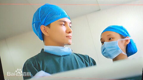 精选罗翔在《产科男生》方昊中的图册