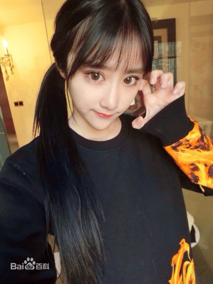 蒋羽熙生活照壁纸壁纸