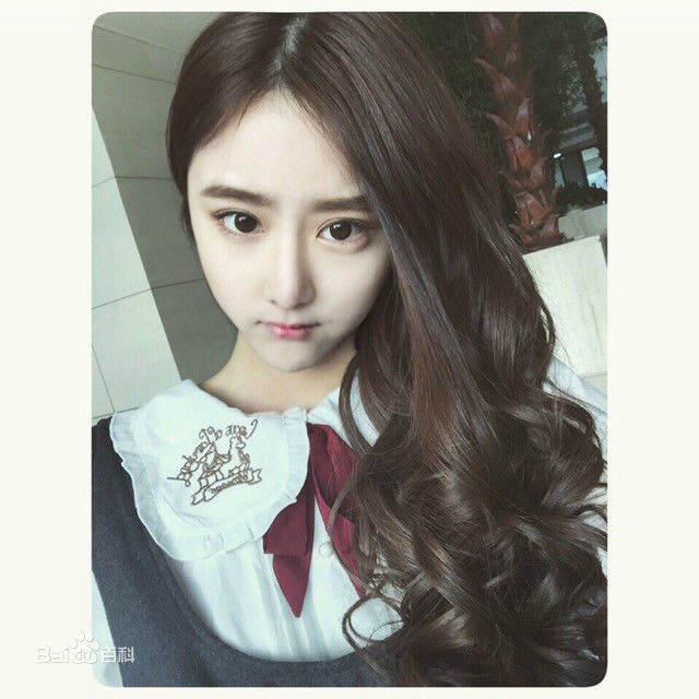 蒋羽熙生活照壁纸壁纸