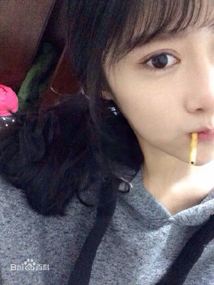 蒋羽熙生活照壁纸壁纸