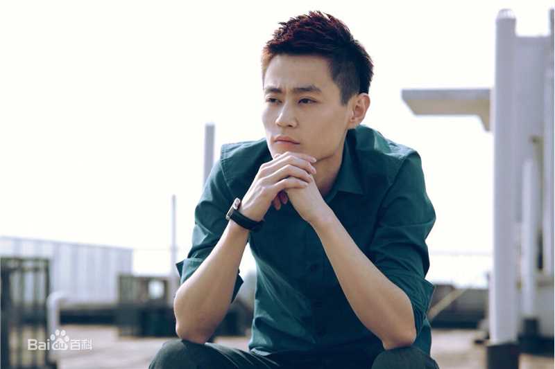 最新任鹏性感图片