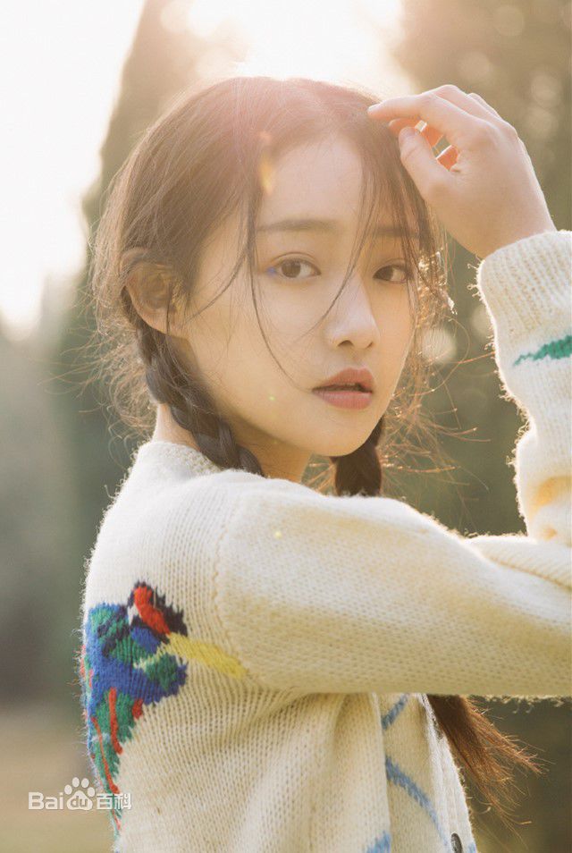 最全吴佳怡素颜照