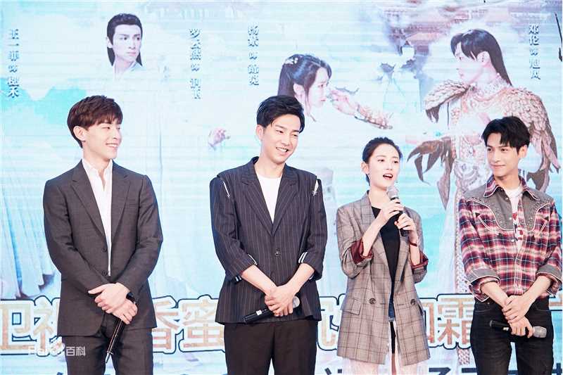 邹廷威(Zou Tingwei)活动素颜照相册