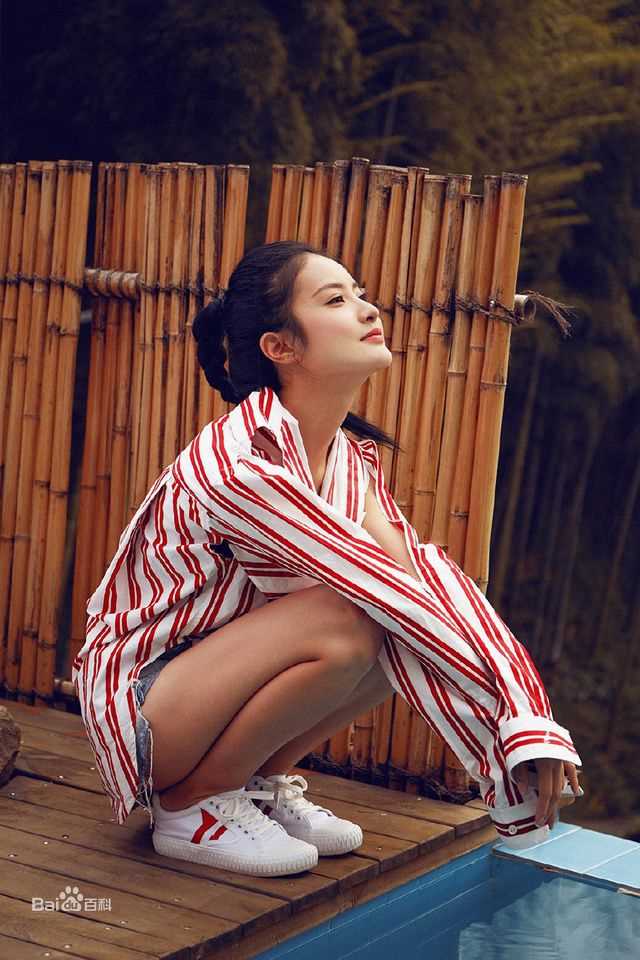 赖雨濛最全夏日壁纸