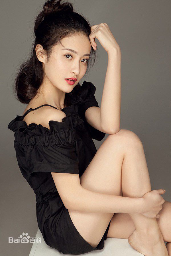 最优质赖雨濛生活照