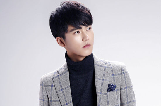 刘奕畅前后照片