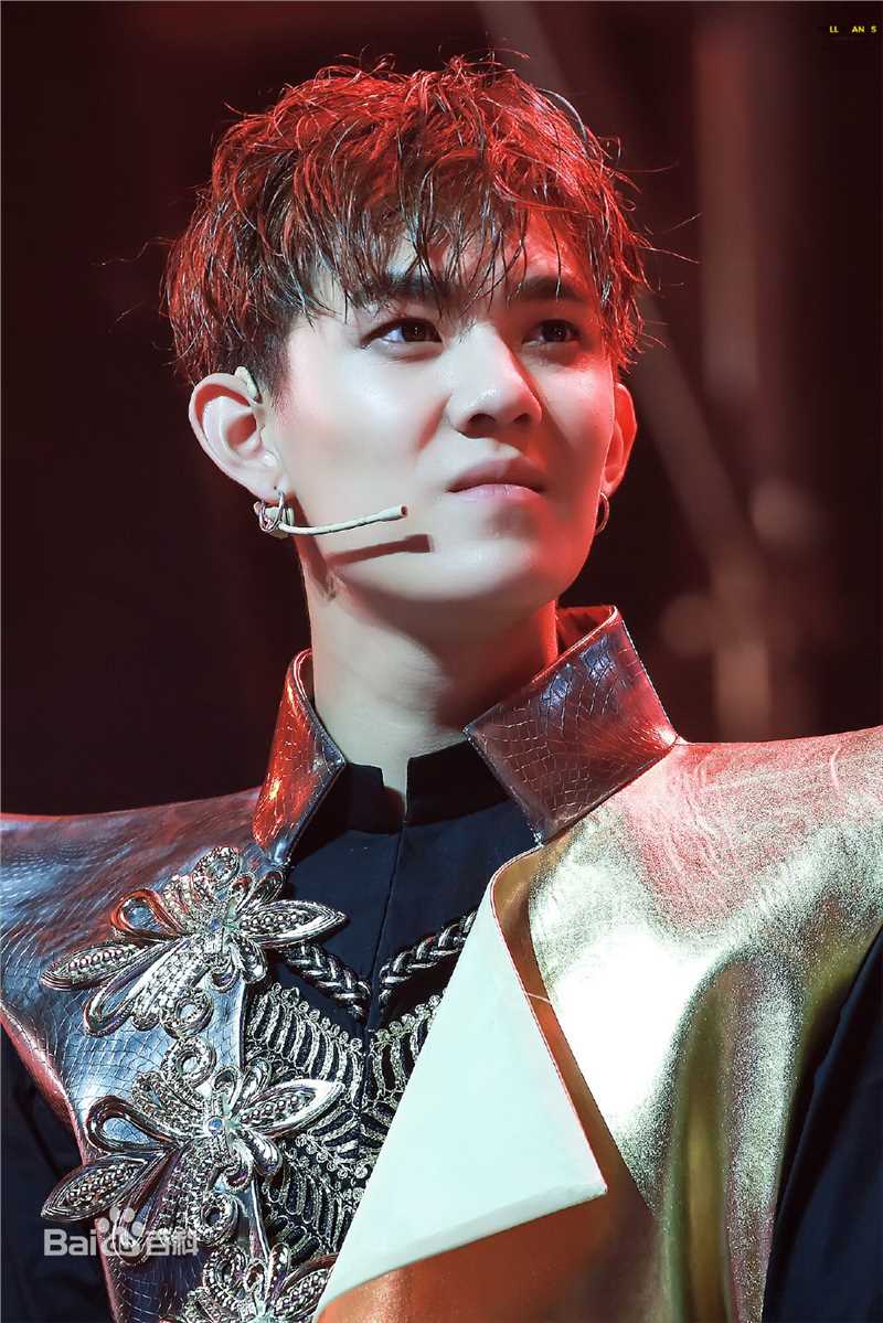 虞祎杰(Yu Yijie)舞台前后照片