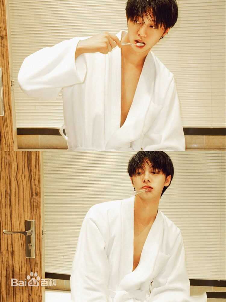 李俊辰生活照壁纸壁纸