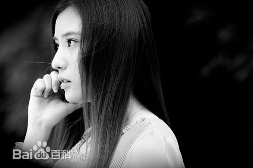 精选鲍天琦(TianQi Bao)在《双生花》饰 白静中的图册