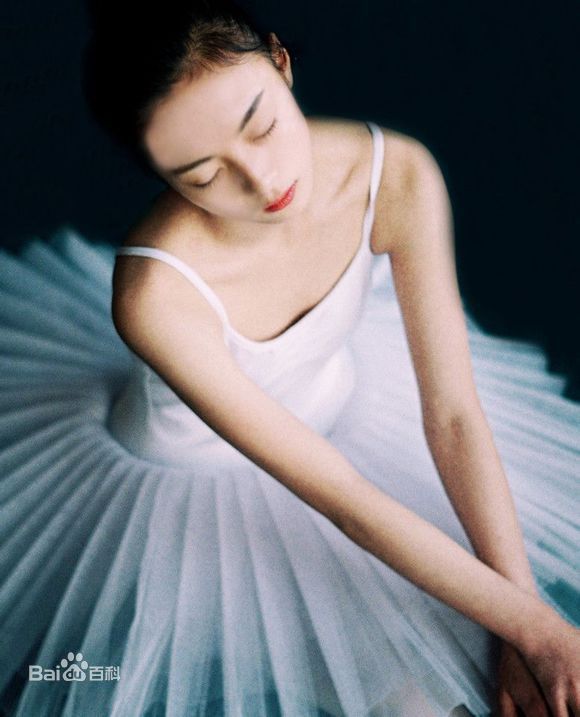 张雅钦早年照片生活照相册