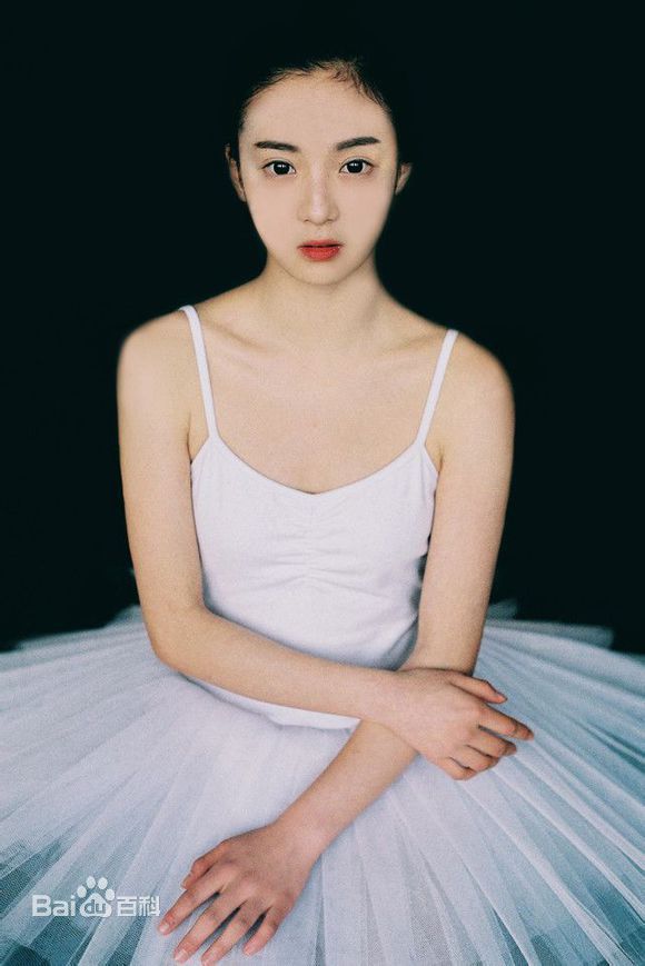 张雅钦早年照片生活照相册