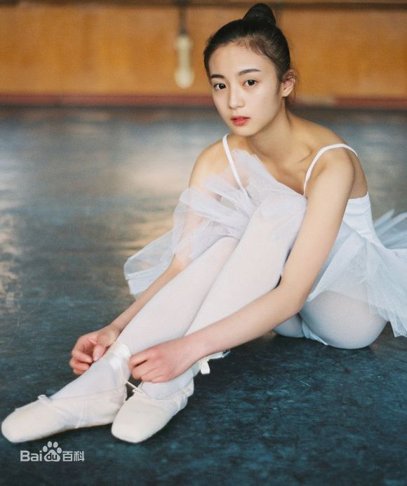 张雅钦早年照片生活照相册