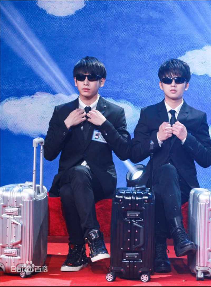 彭昱畅天天小兄弟壁纸壁纸