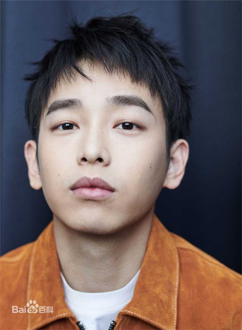 最优质彭昱畅生活照