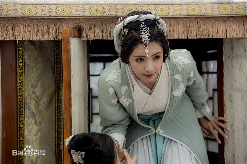 麦迪娜(Madina)孤芳不自赏 阳凤壁纸壁纸