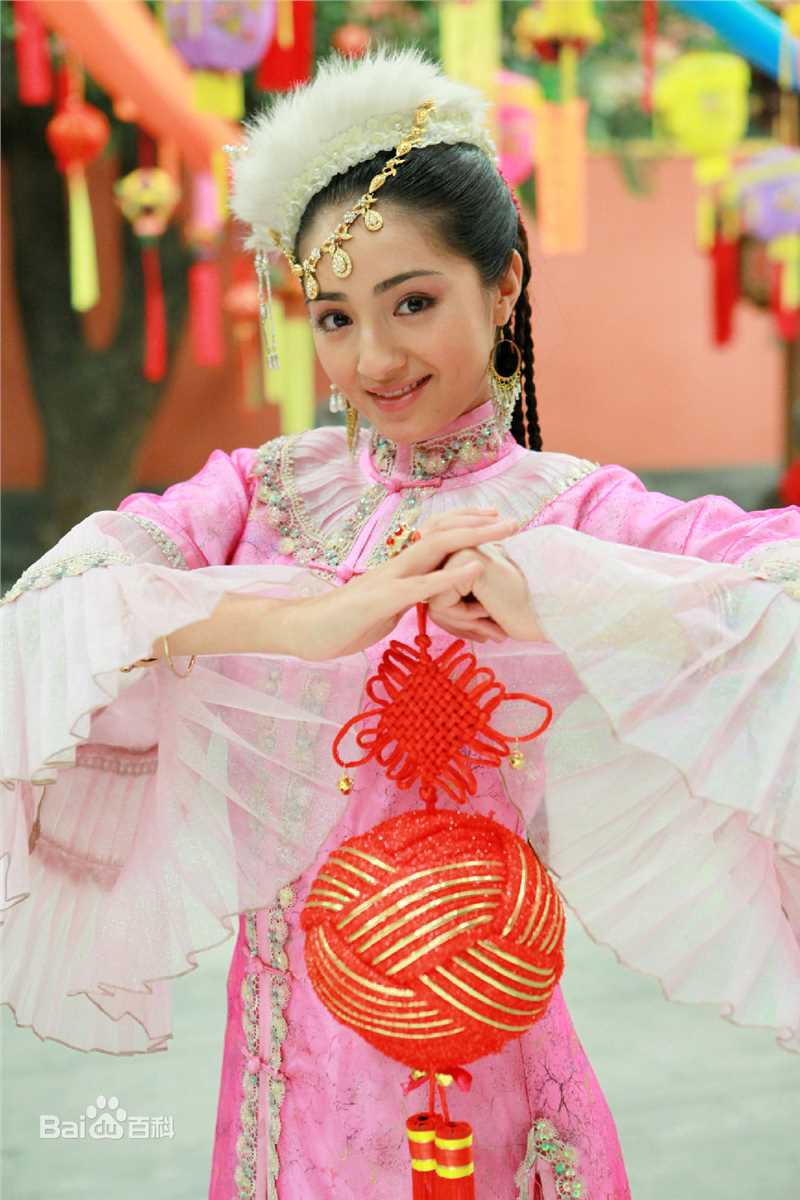 麦迪娜(Madina)新还珠格格 含香生活照