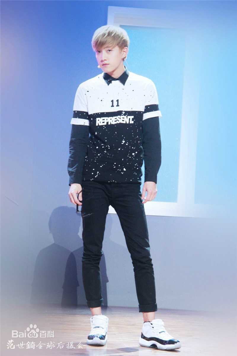 最新范世錡(FansiR)在《我们都爱笑》中的图集