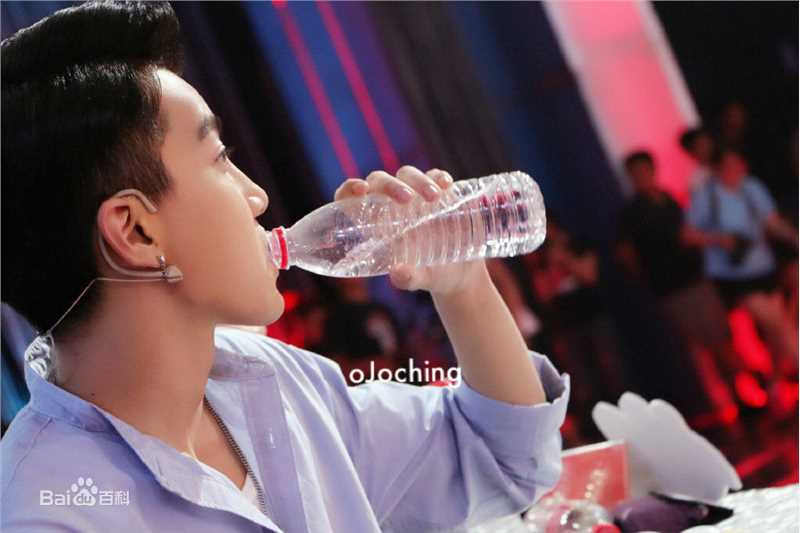 高清范世錡(FansiR)在《我爱我的祖国》中的图集