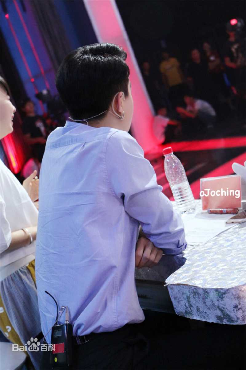 高清范世錡(FansiR)在《我爱我的祖国》中的图集