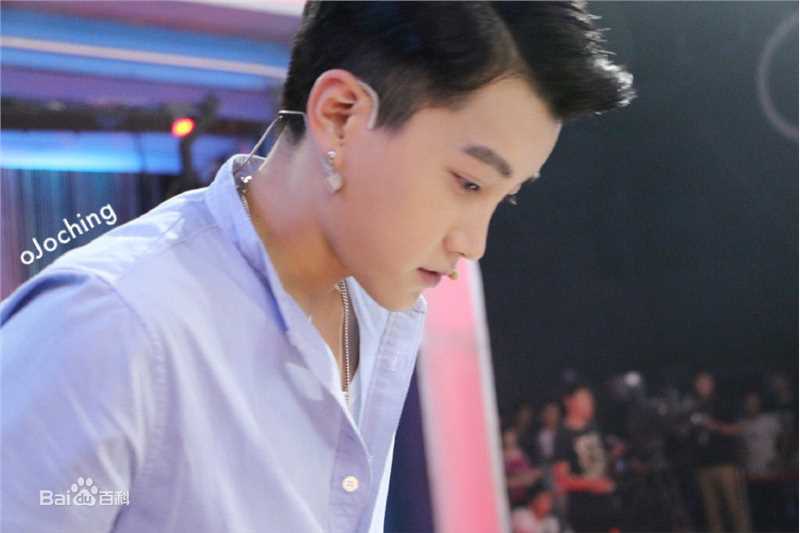 高清范世錡(FansiR)在《我爱我的祖国》中的图集