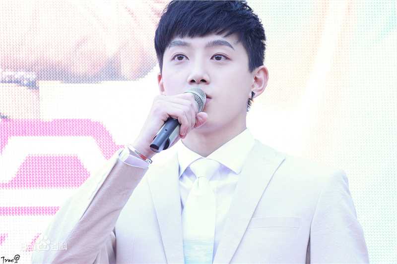 范世錡(FansiR)郑州歌友会图册万佳直播吧