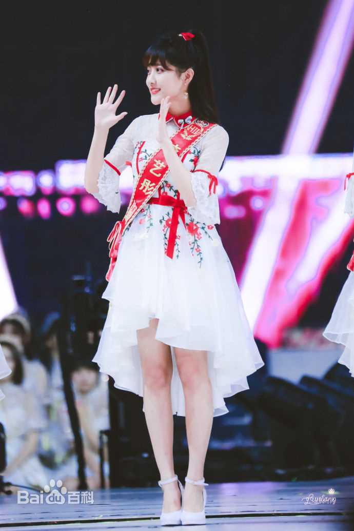 李艺彤(カチューシャガ，whitehairpin)总选举生活照相册