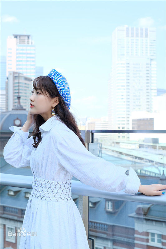 李艺彤(カチューシャガ，whitehairpin)概述图册图册