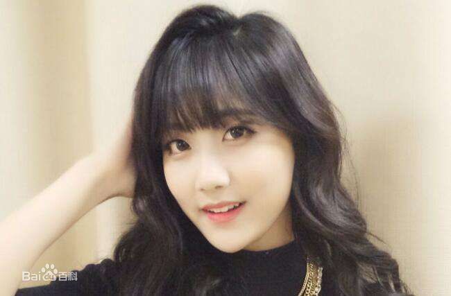 李艺彤(カチューシャガ，whitehairpin)概述图册图册