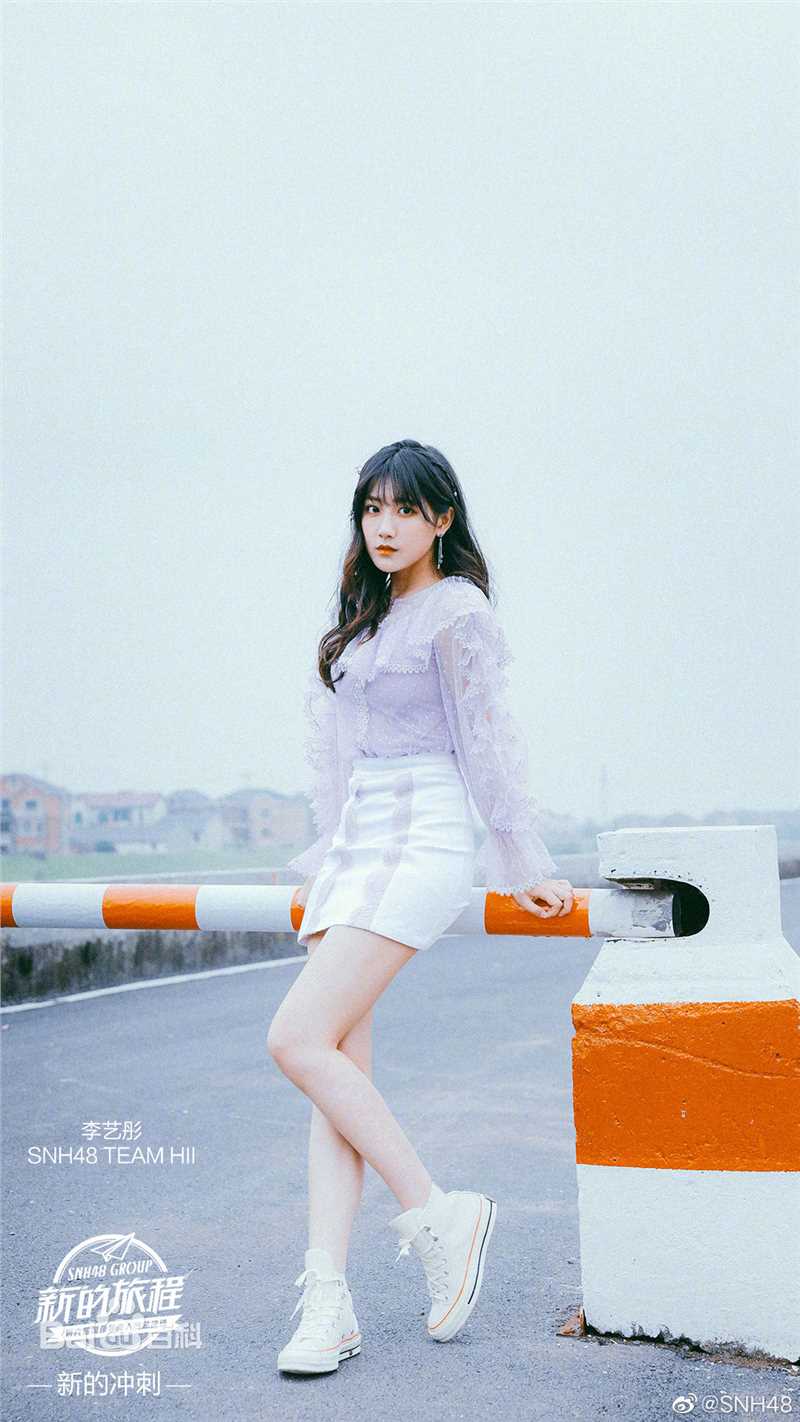 李艺彤(カチューシャガ，whitehairpin)概述图册图册