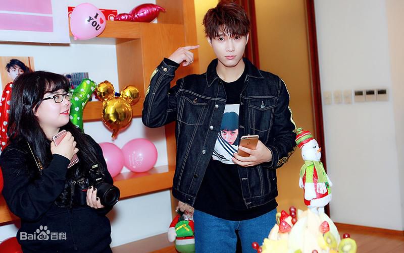 杨廷东生日会素颜照相册