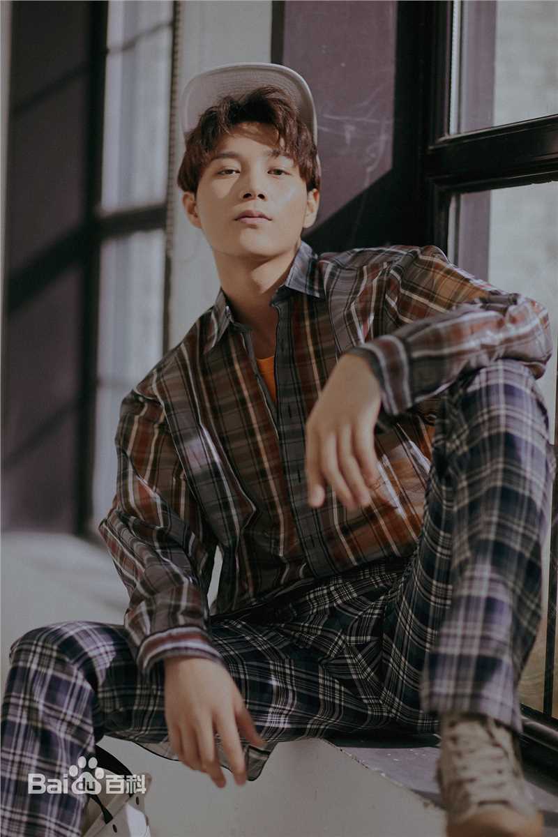 杨廷东前后照片