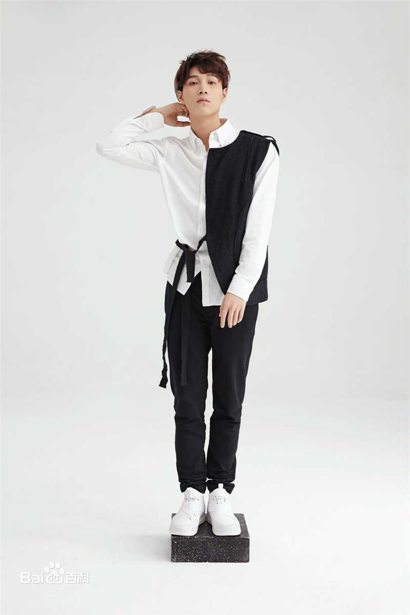 杨廷东前后照片