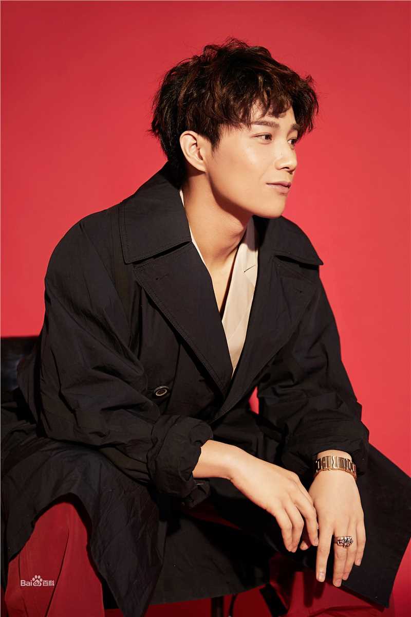 杨廷东前后照片