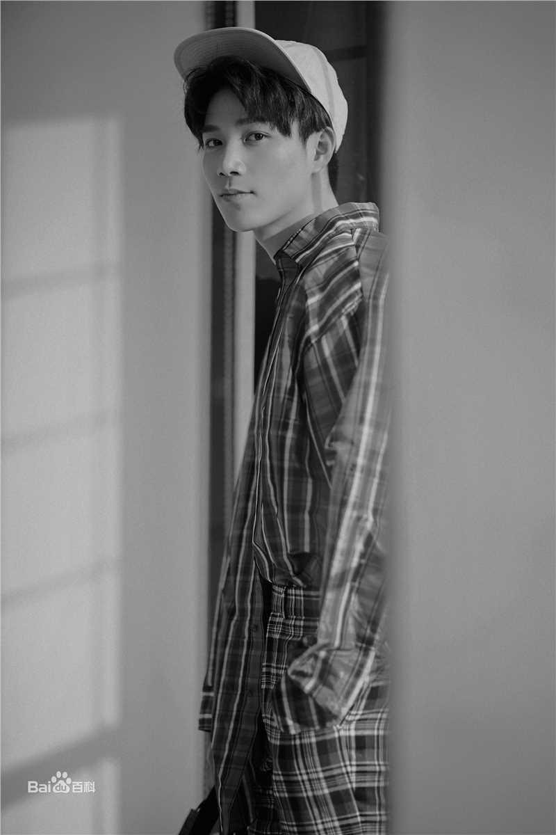 杨廷东前后照片