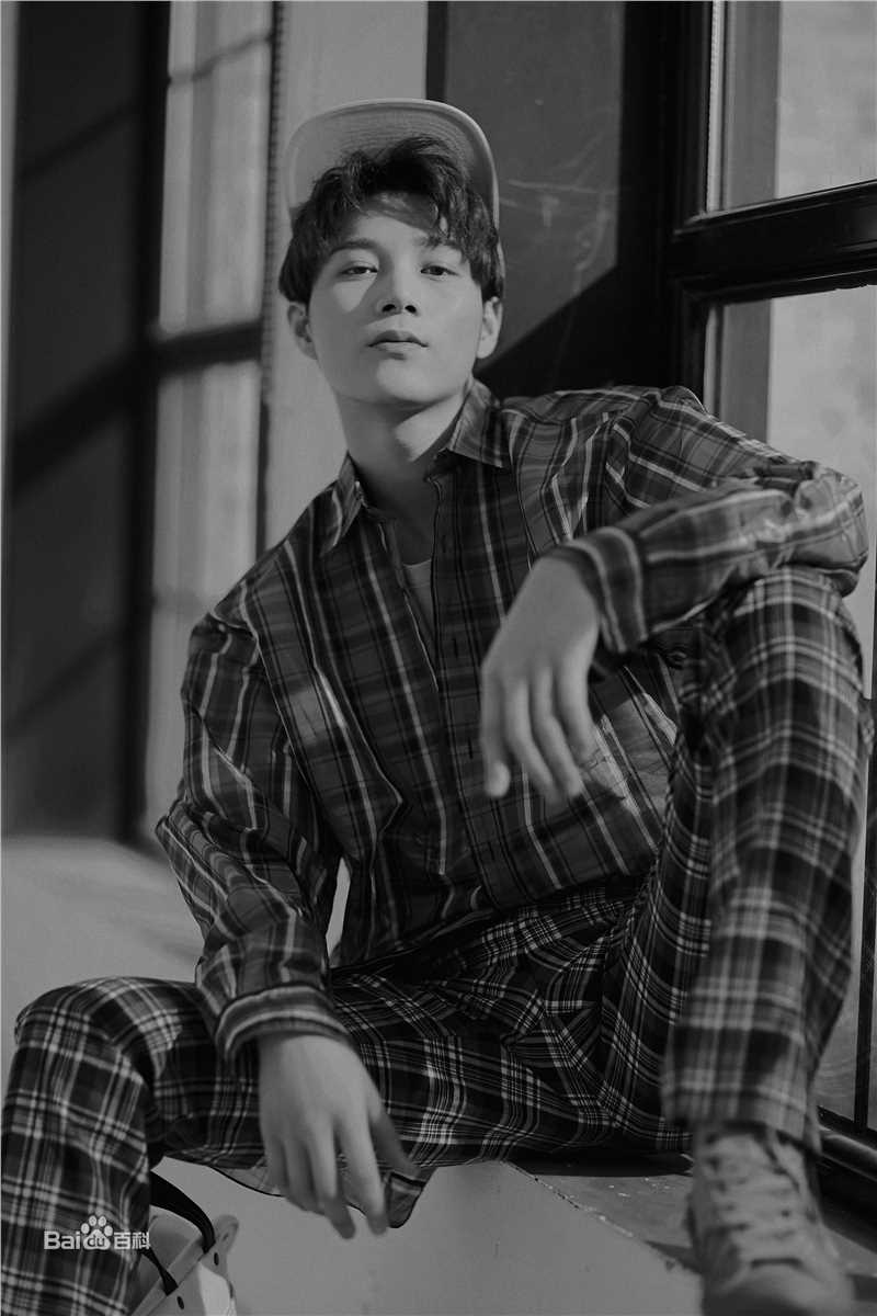 杨廷东前后照片