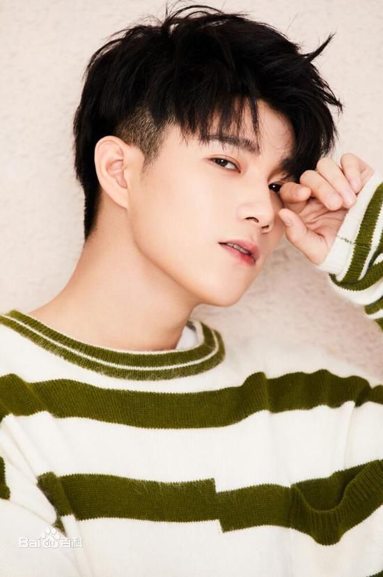 杨廷东前后照片